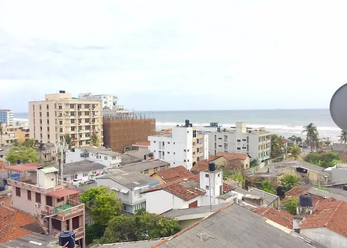 Vista Sea View Apartments Colombo
